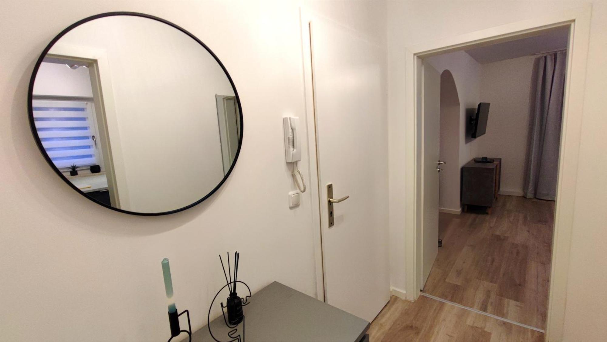 Homely Stay - Urban Oasis Apartments Moosburg an der Isar ภายนอก รูปภาพ