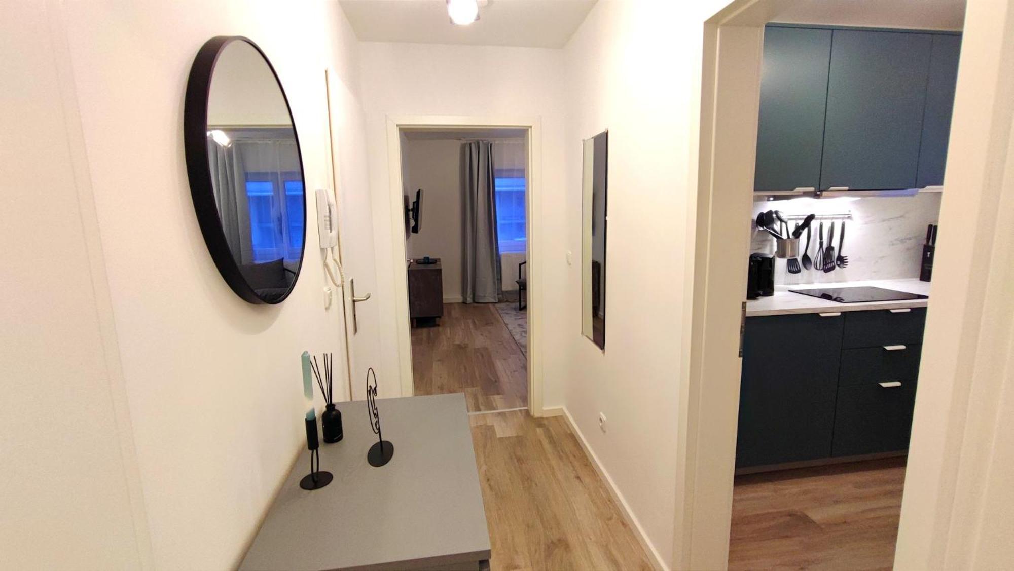 Homely Stay - Urban Oasis Apartments Moosburg an der Isar ภายนอก รูปภาพ