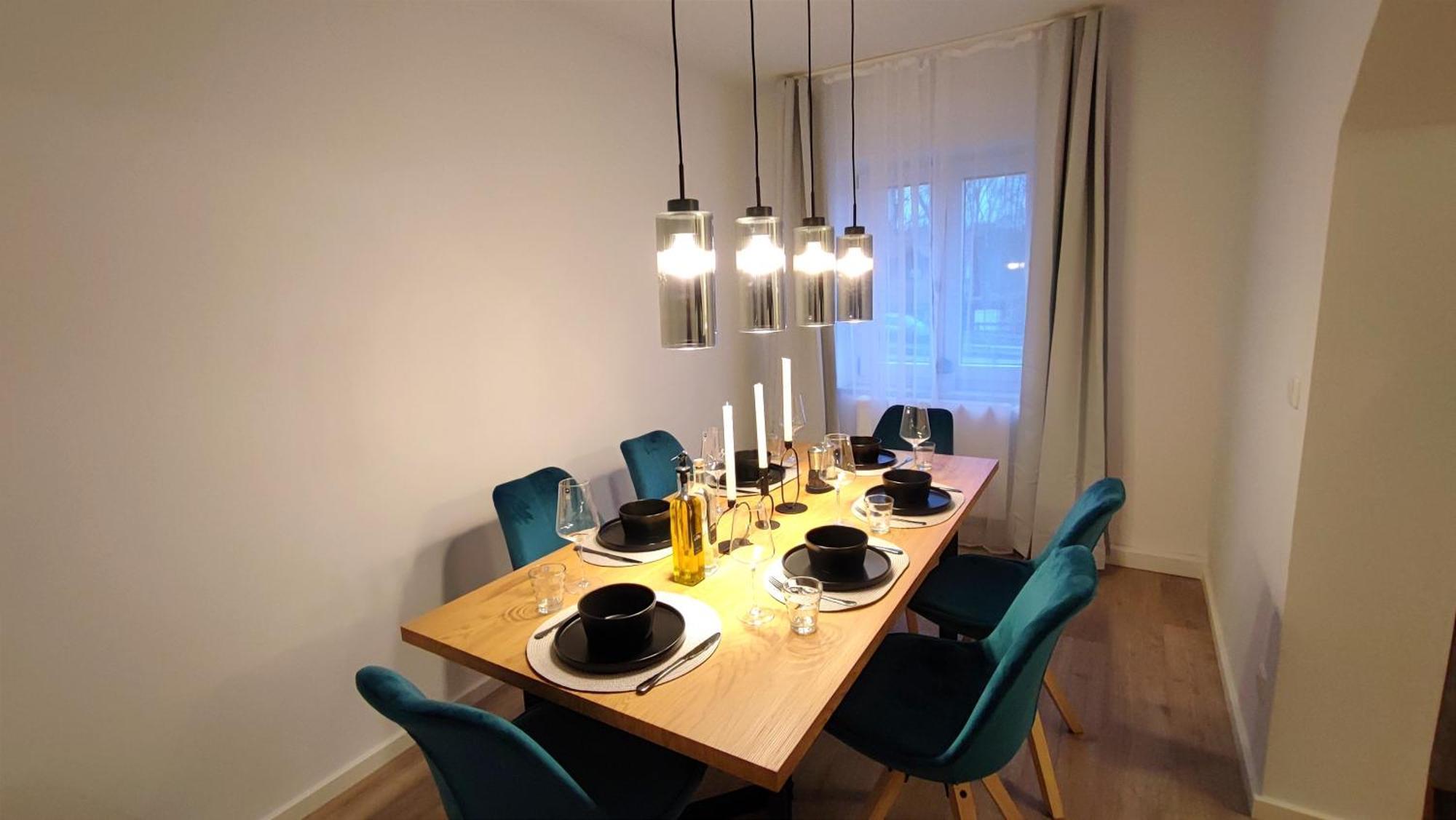 Homely Stay - Urban Oasis Apartments Moosburg an der Isar ภายนอก รูปภาพ